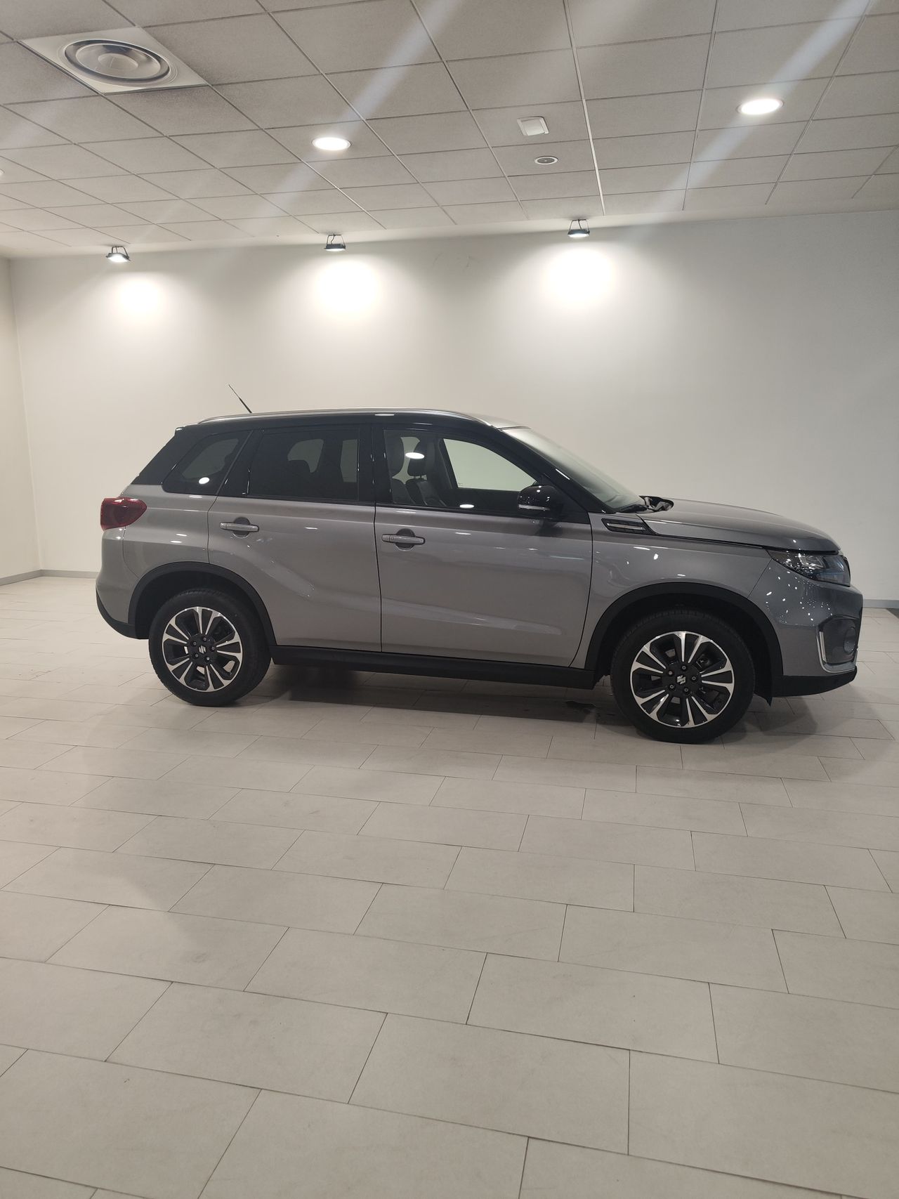 suzuki vitara 2022 / foto grande (3)