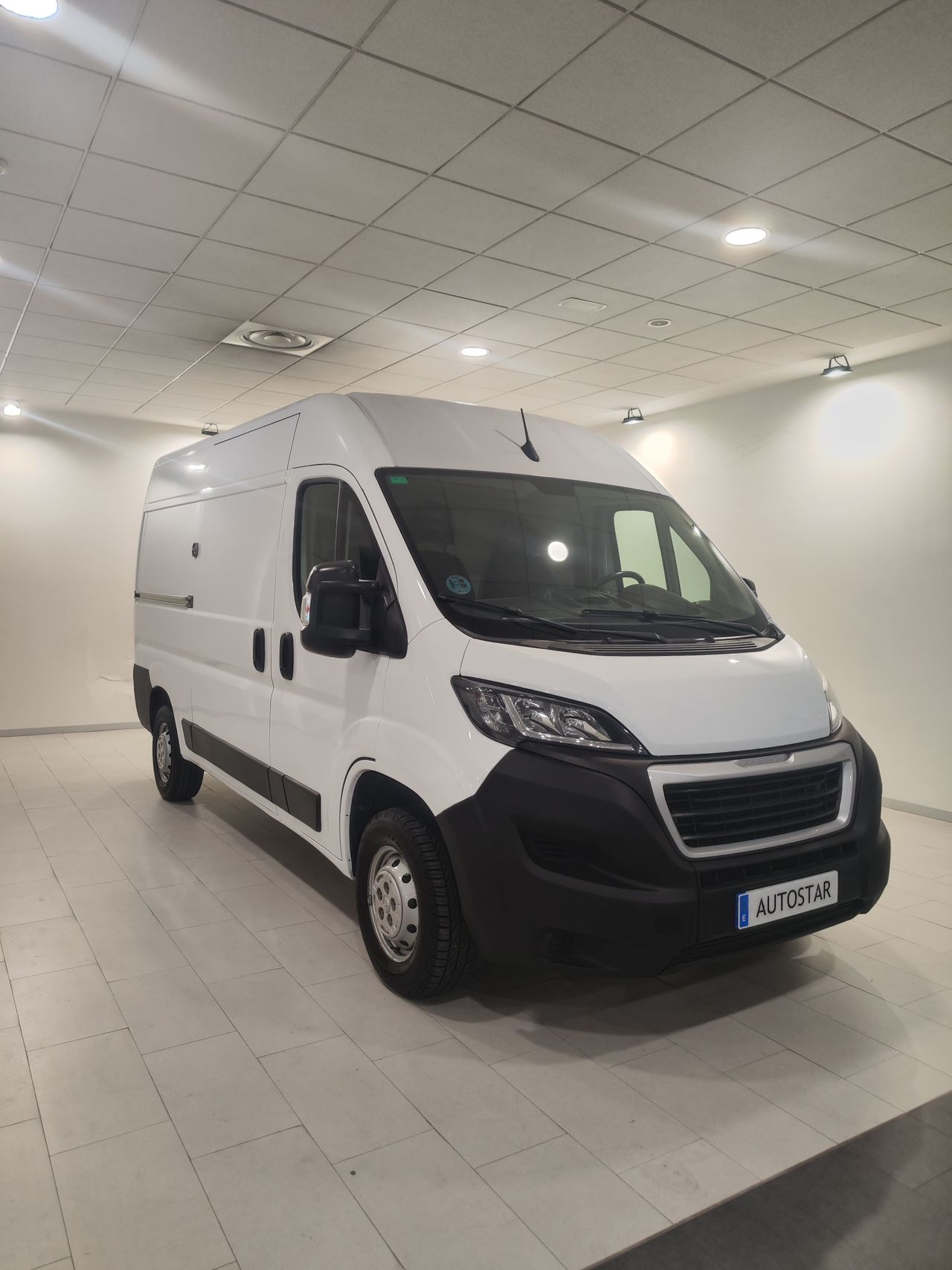 Peugeot 2008 2021  de segunda mano - peugeot boxer 2021 /
