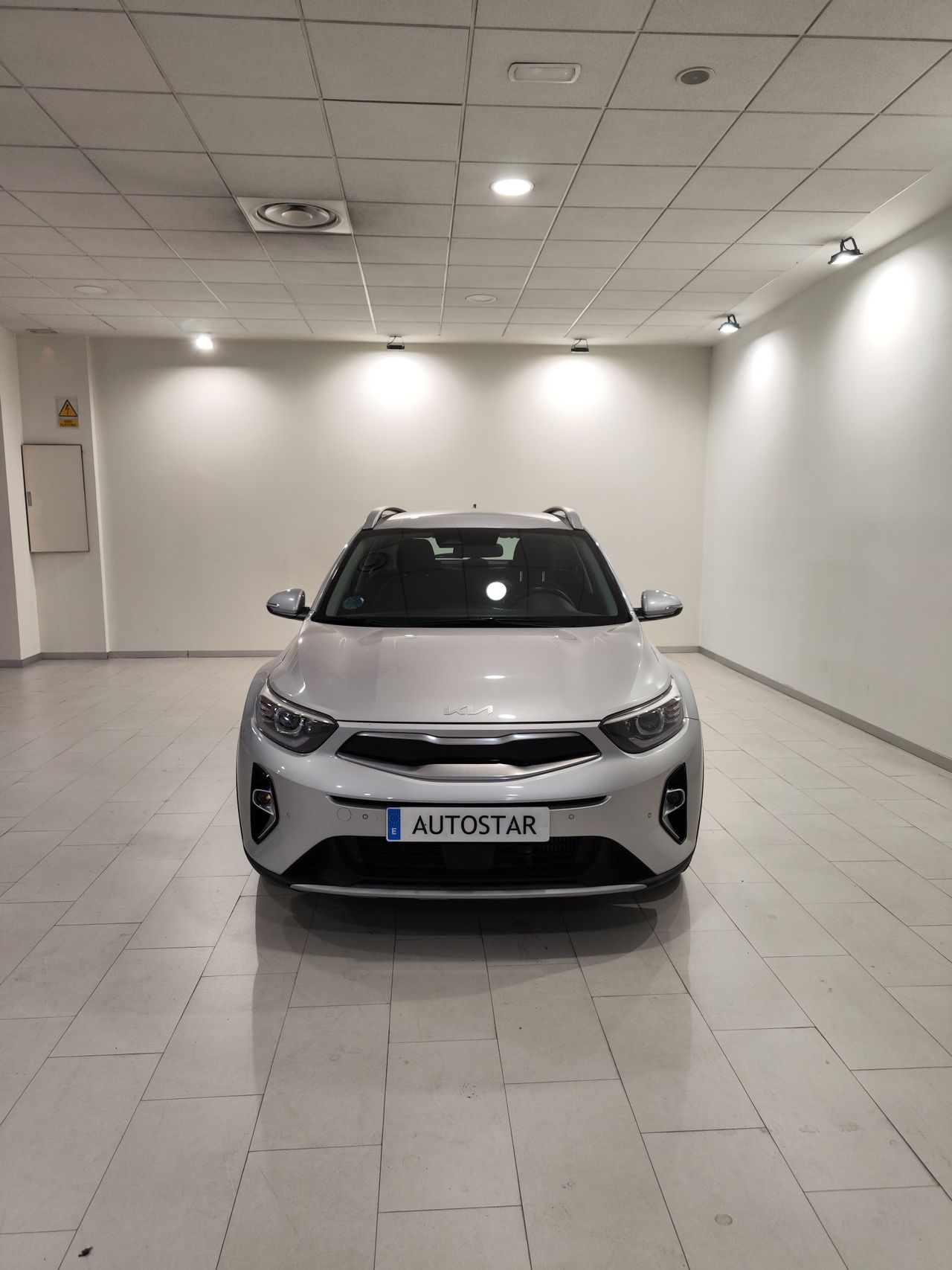 kia stonic 2022 / foto grande (3)