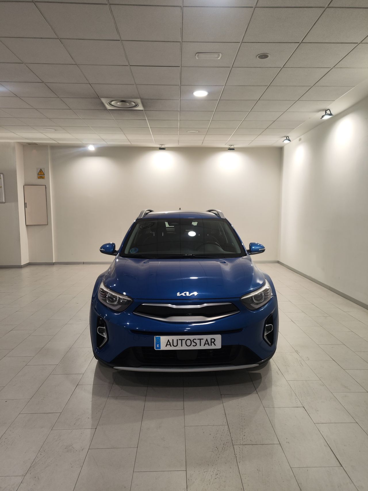 kia stonic 2022 / foto grande (3)