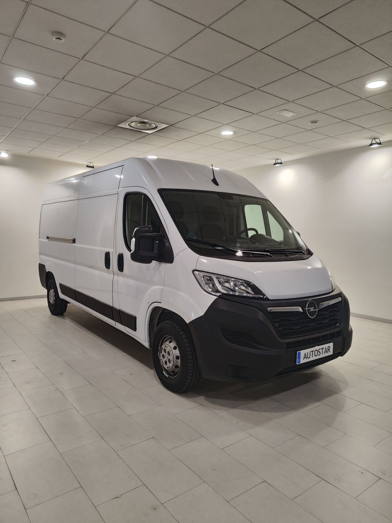 Opel combo 2023  de segunda mano - opel movano 2023 /