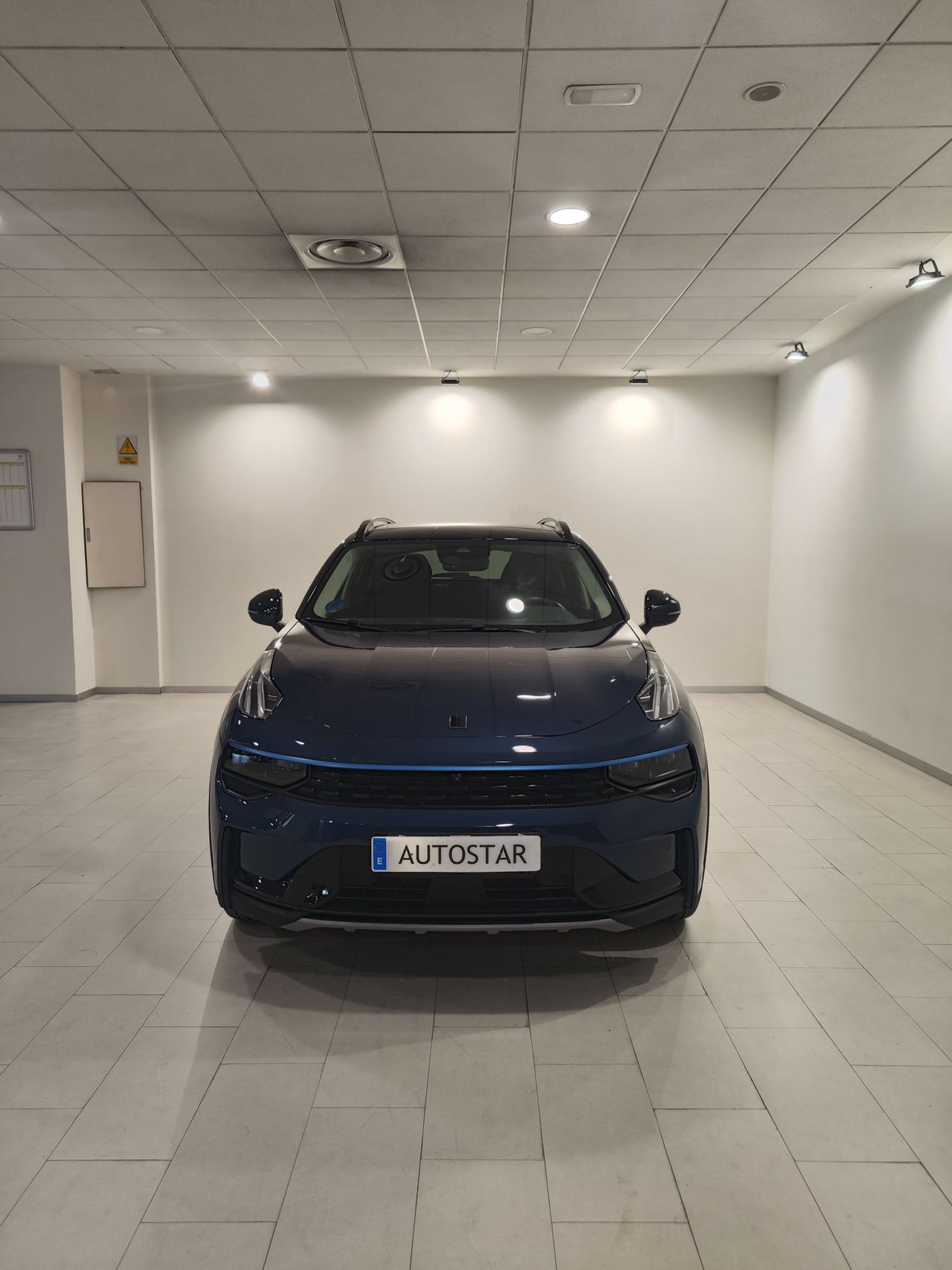 lynk & co 01 2022 / foto grande (3)