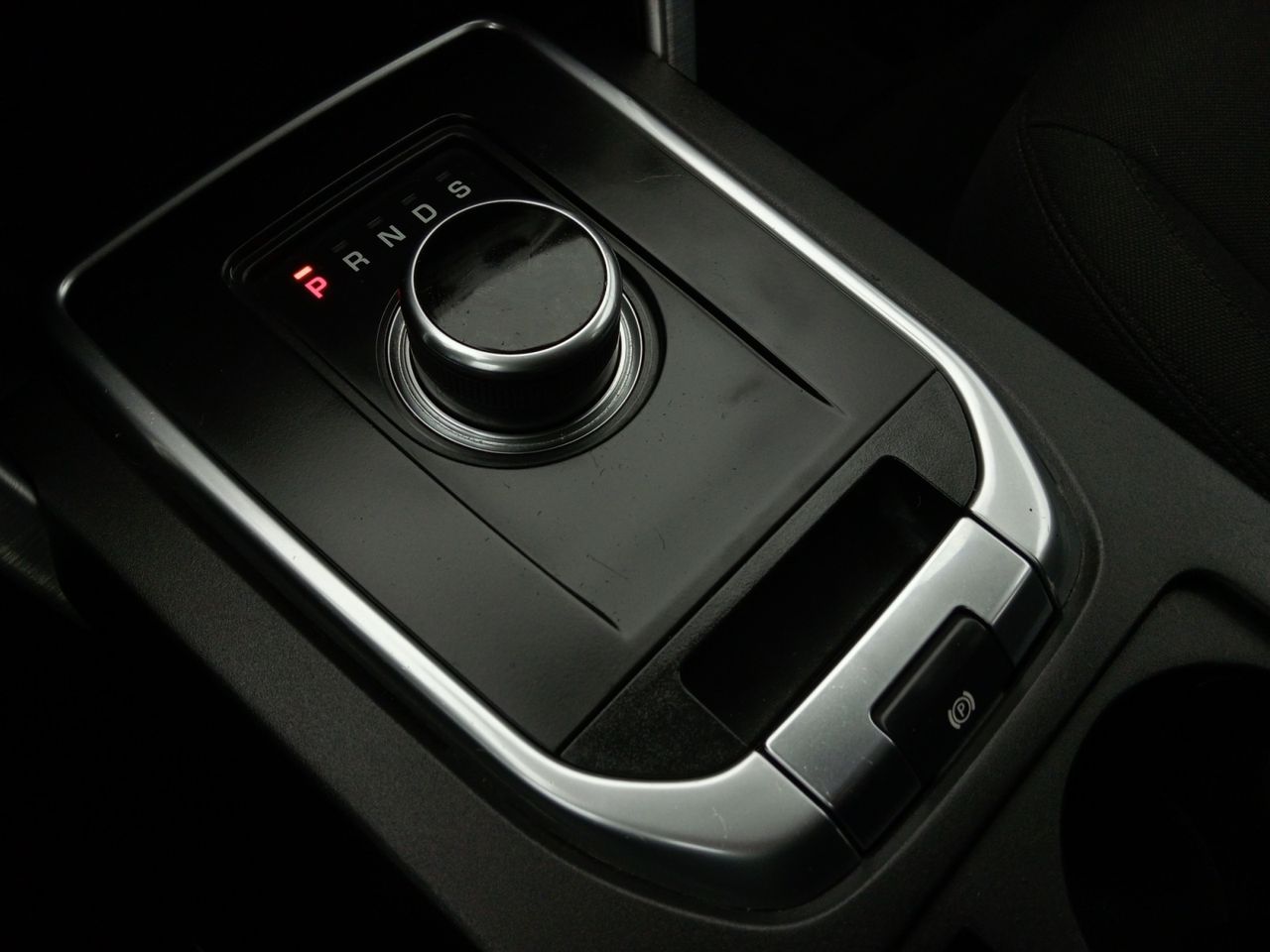 Land-Rover Discovery Sport 2.0L TD4 110kW (150CV) 4x4 HSE - foto 15