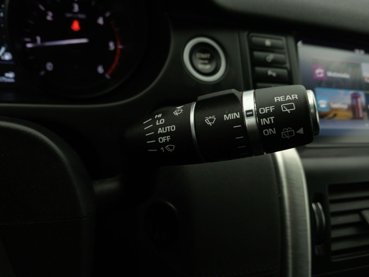 Land-Rover Discovery Sport 2.0L TD4 110kW (150CV) 4x4 HSE - foto 18