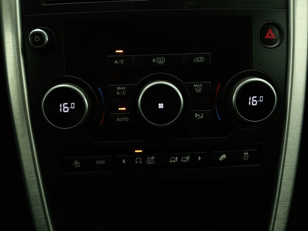 Land-Rover Discovery Sport 2.0L TD4 110kW (150CV) 4x4 HSE - foto 14