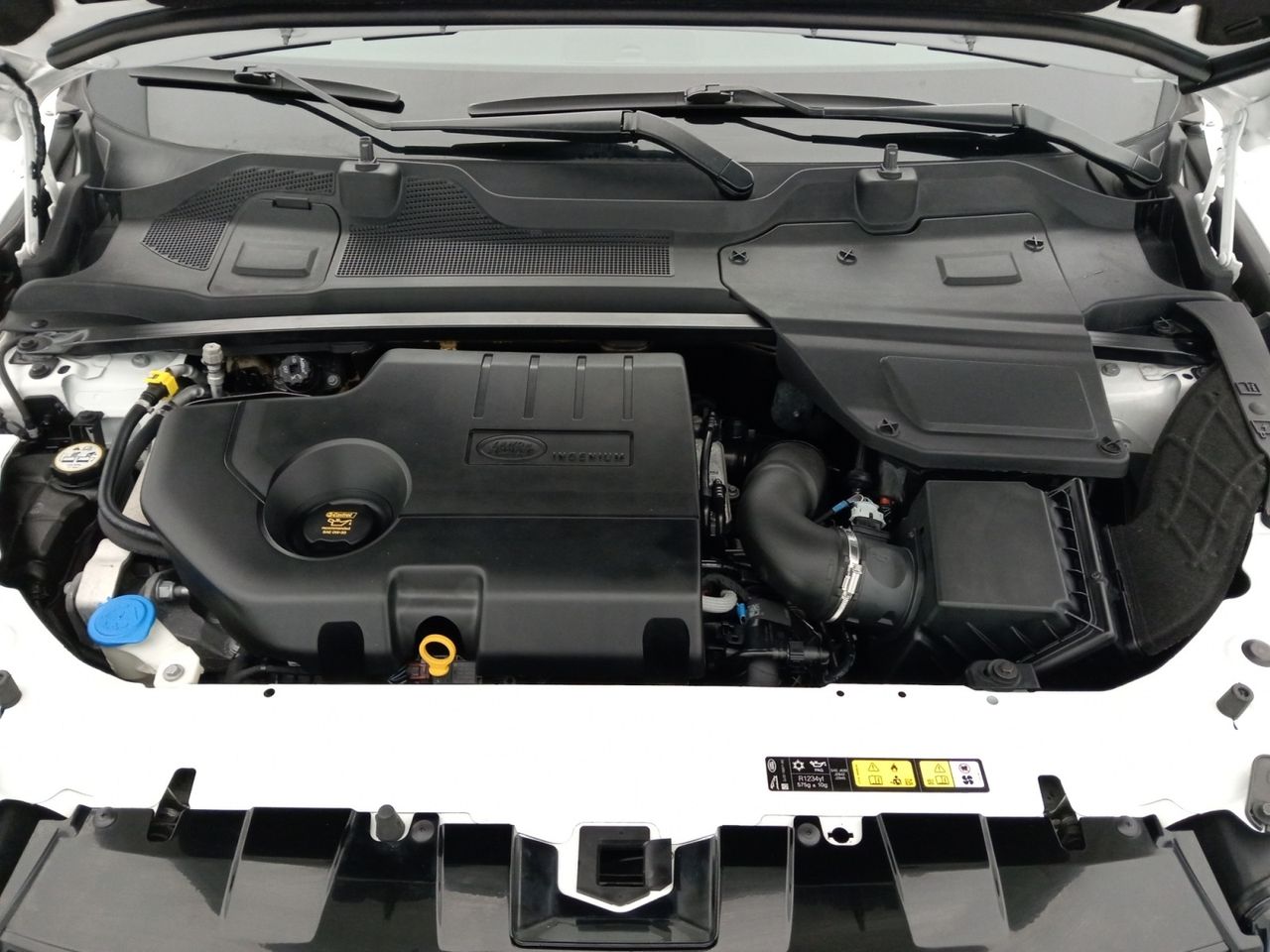 Land-Rover Discovery Sport 2.0L TD4 110kW (150CV) 4x4 HSE - foto 29