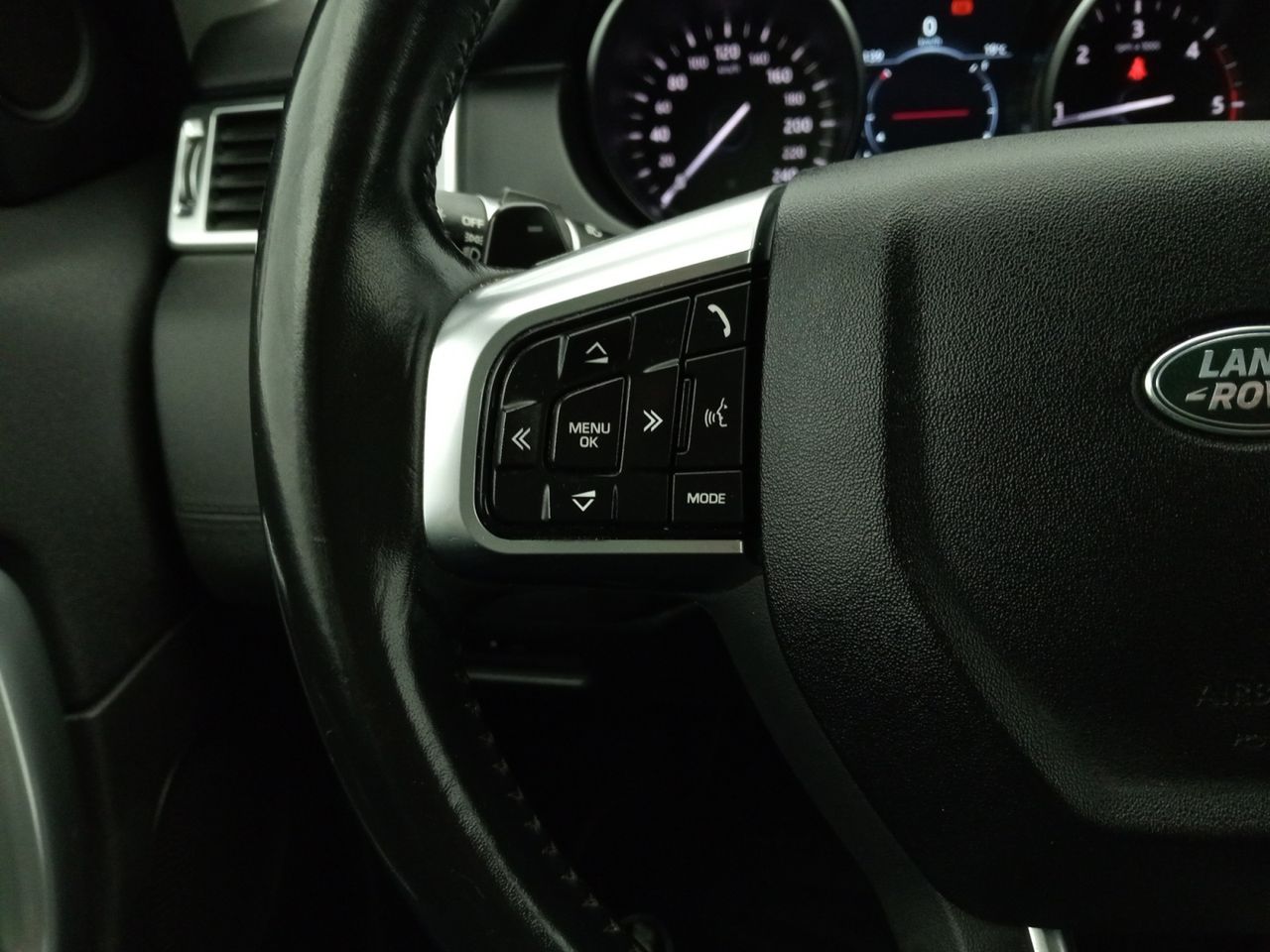 Land-Rover Discovery Sport 2.0L TD4 110kW (150CV) 4x4 HSE - foto 16