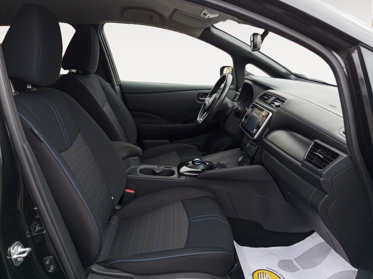 Nissan Leaf 40kWh N-Connecta - foto 8