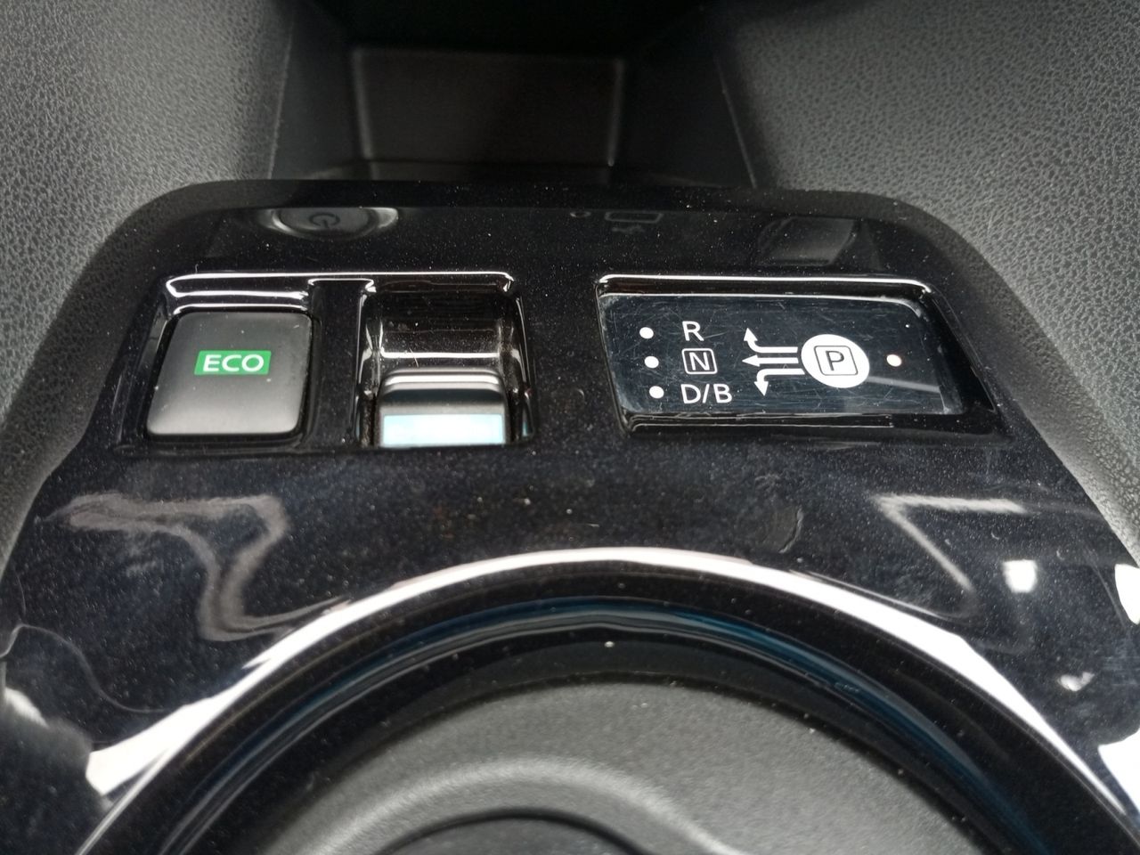 Nissan Leaf 40kWh N-Connecta - foto 14