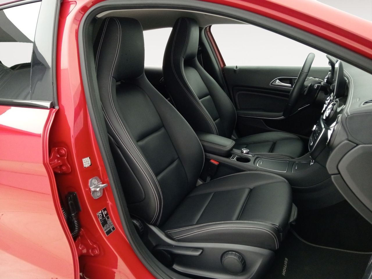 Mercedes GLA GLA 180 - foto 8