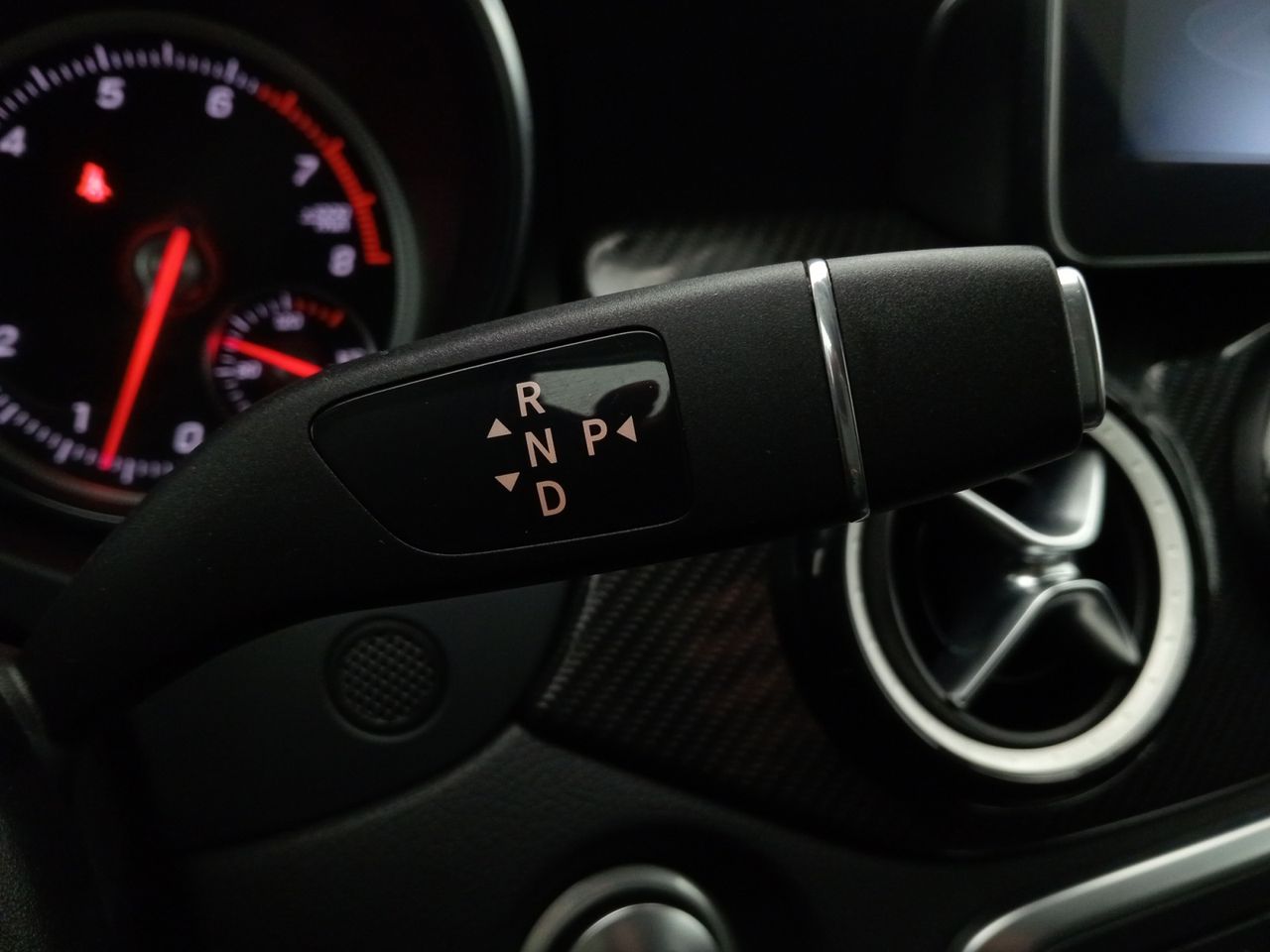 Mercedes GLA GLA 180 - foto 15