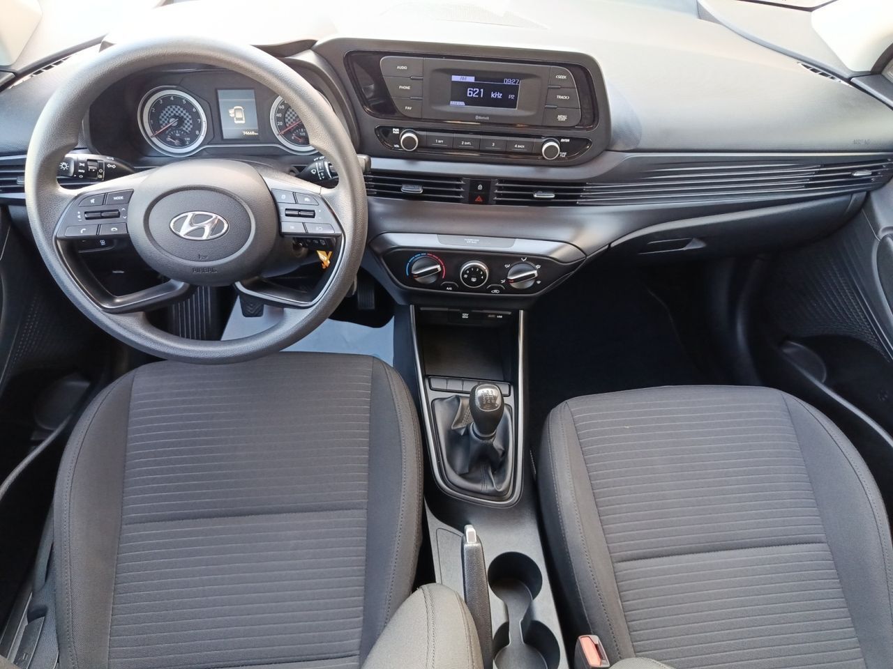 Hyundai i20 1.2 MPI Essence - foto 6