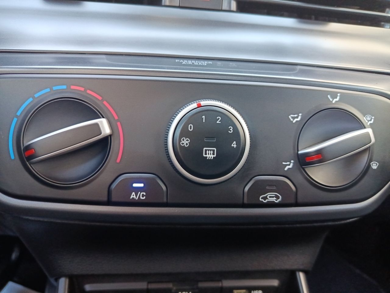 Hyundai i20 1.2 MPI Essence - foto 11