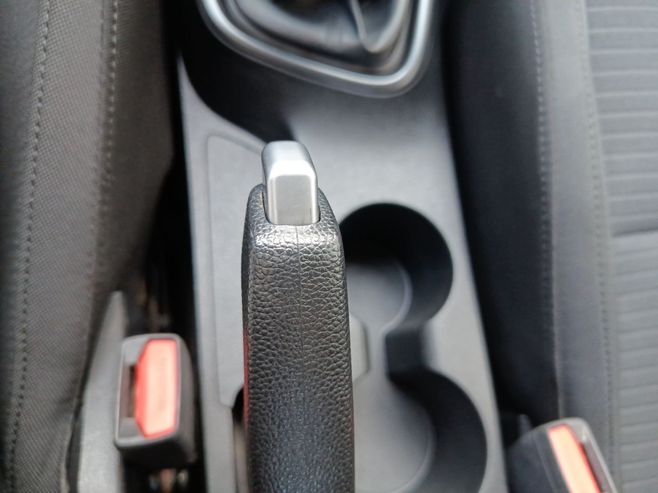 Hyundai i20 1.2 MPI Essence - foto 12