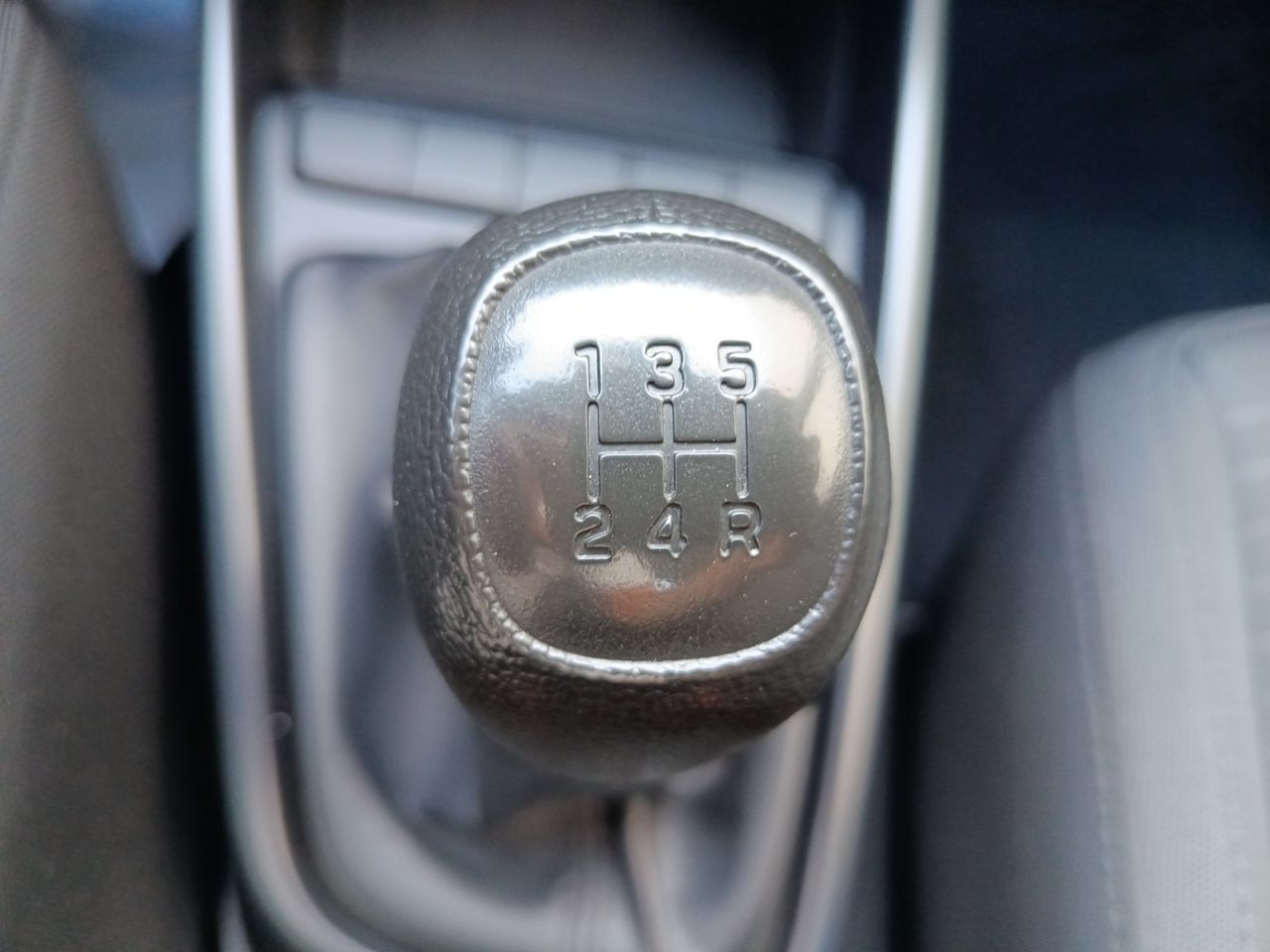 Hyundai i20 1.2 MPI Essence - foto 13