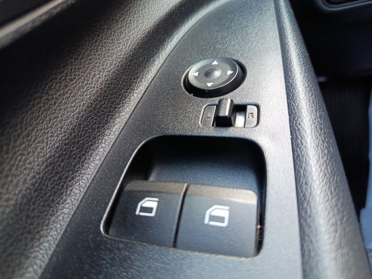 Hyundai i20 1.2 MPI Essence - foto 18