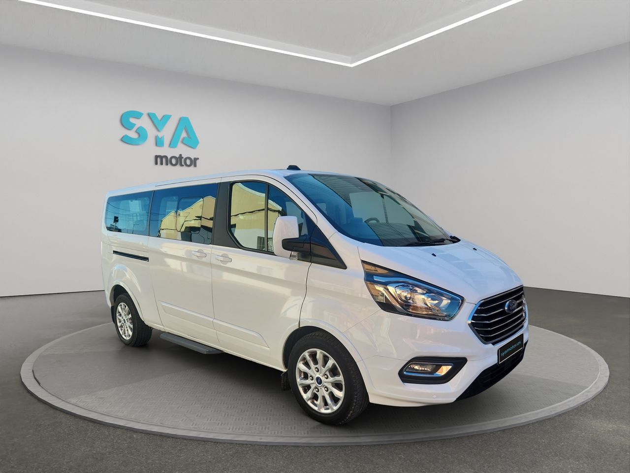 Apartamentos obra  de segunda mano - ford tourneo  custom 2022 /