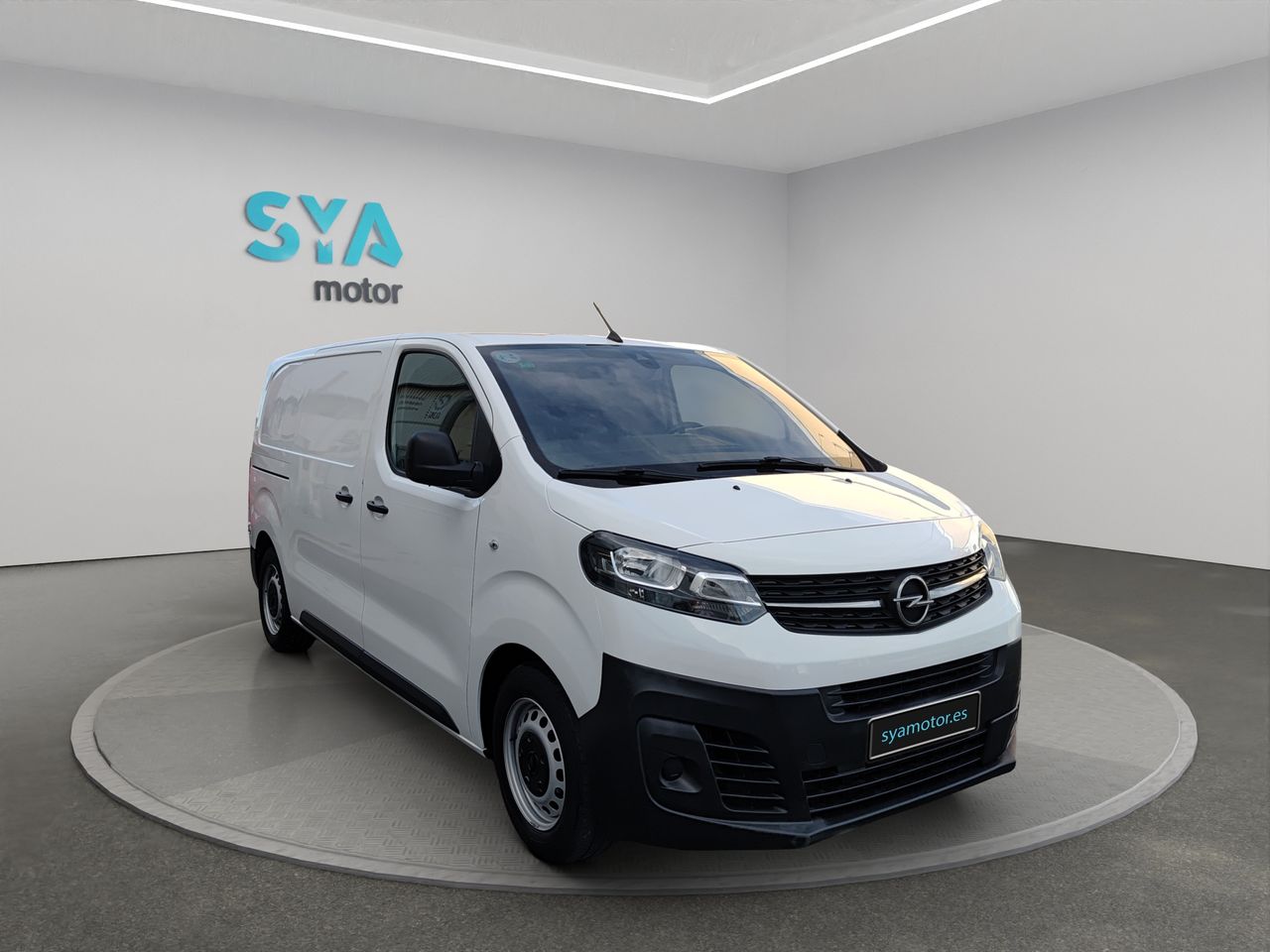 Foto opel vivaro 2025 /