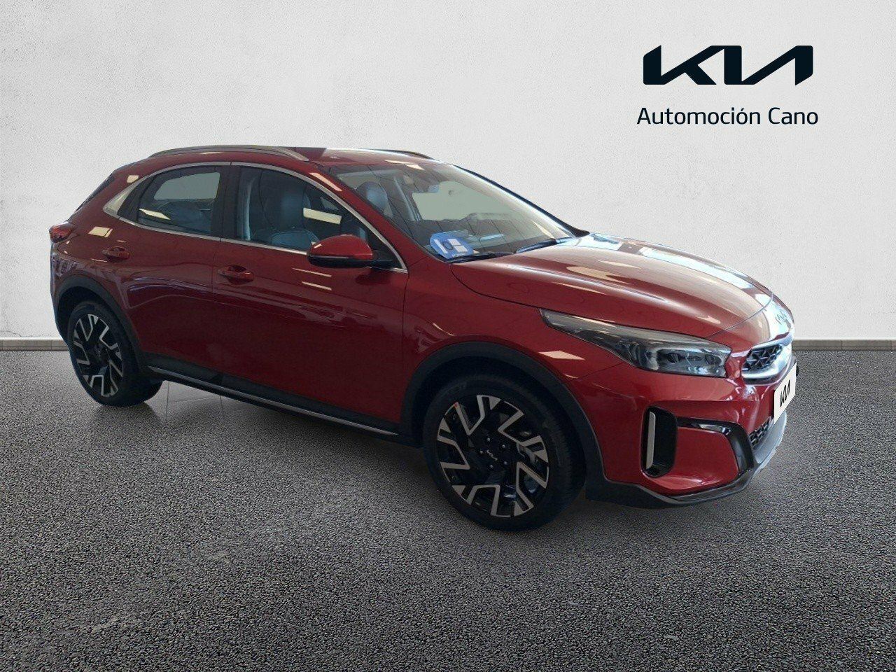 Coche hibrido con mbux  de segunda mano - kia xceed 2024 /