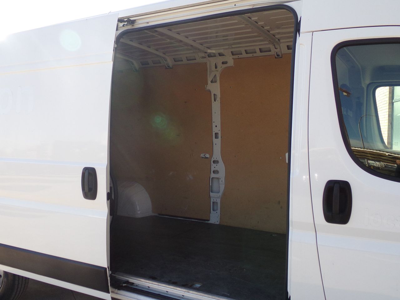 Peugeot Boxer 435 L4H2 Asphalt BlueHDi 140 S&S - foto 8