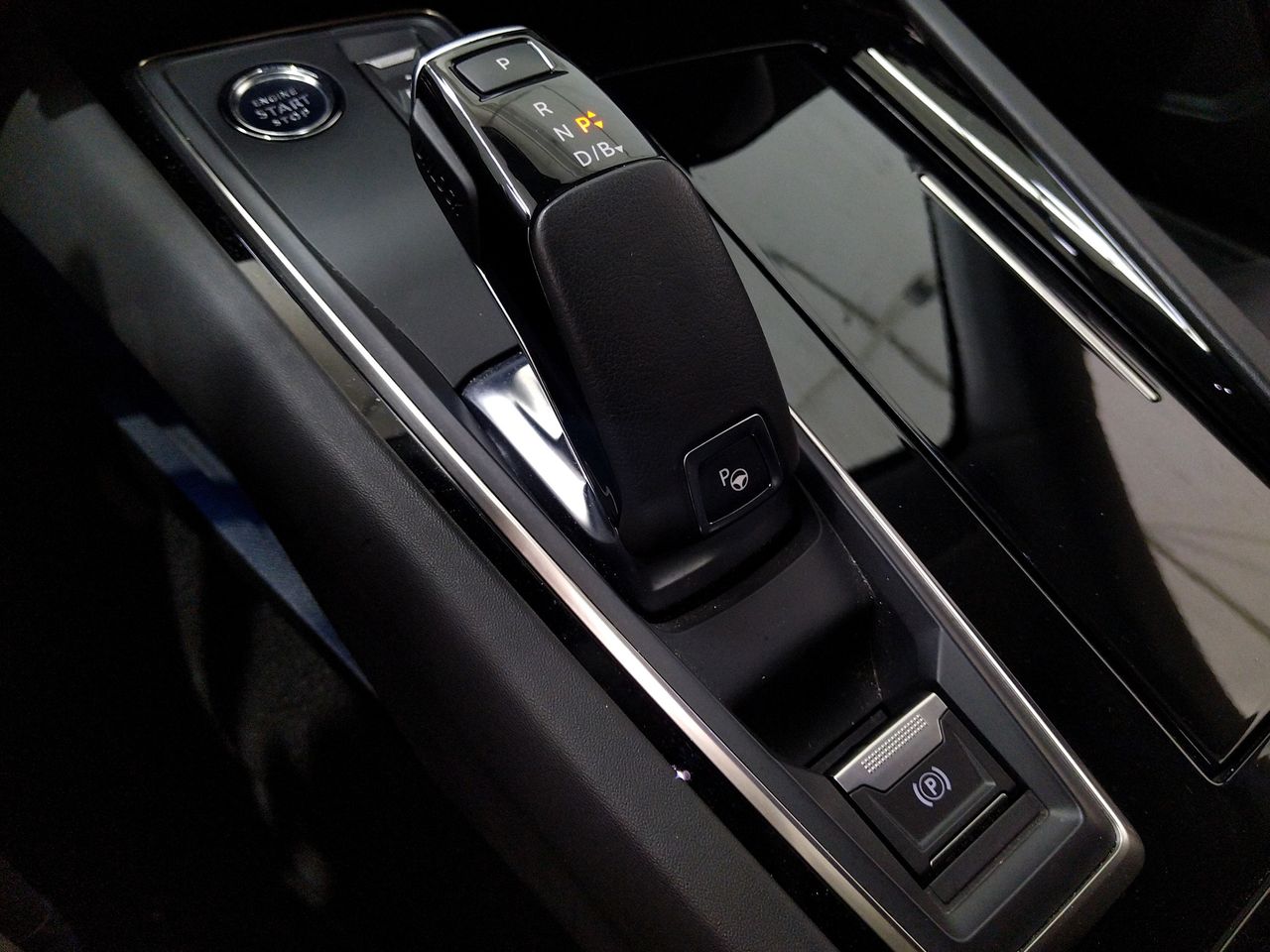 Peugeot 508 Hybrid 225 Allure Pack - foto 12