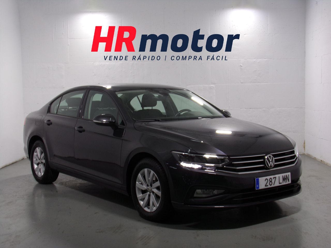 Foto volkswagen passat 2021 /