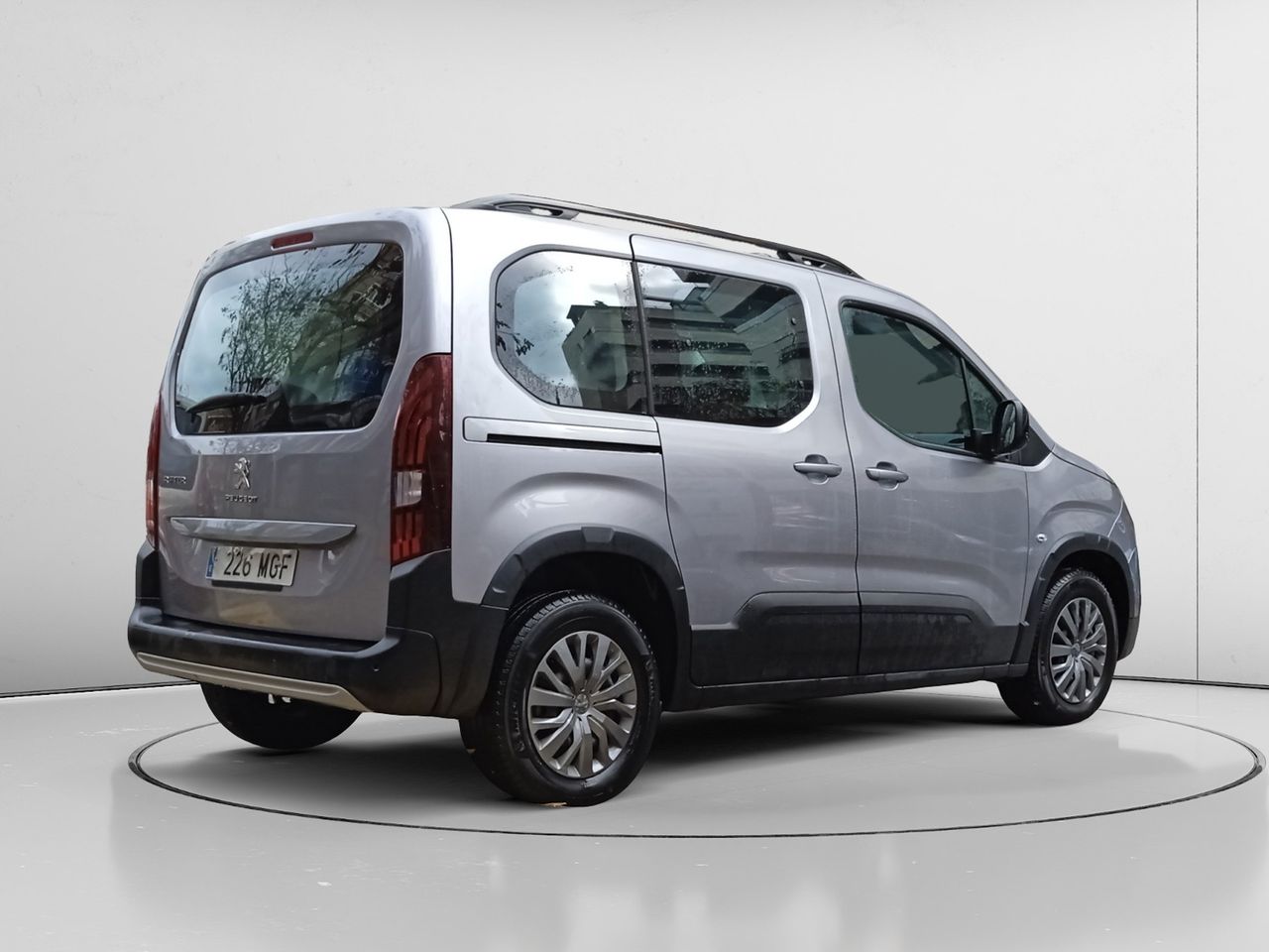 peugeot rifter 2023 / foto grande (2)