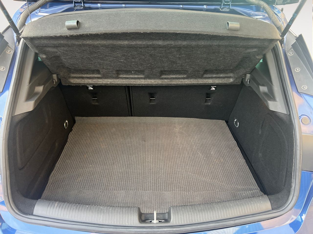 Opel Astra GS Line - foto 11