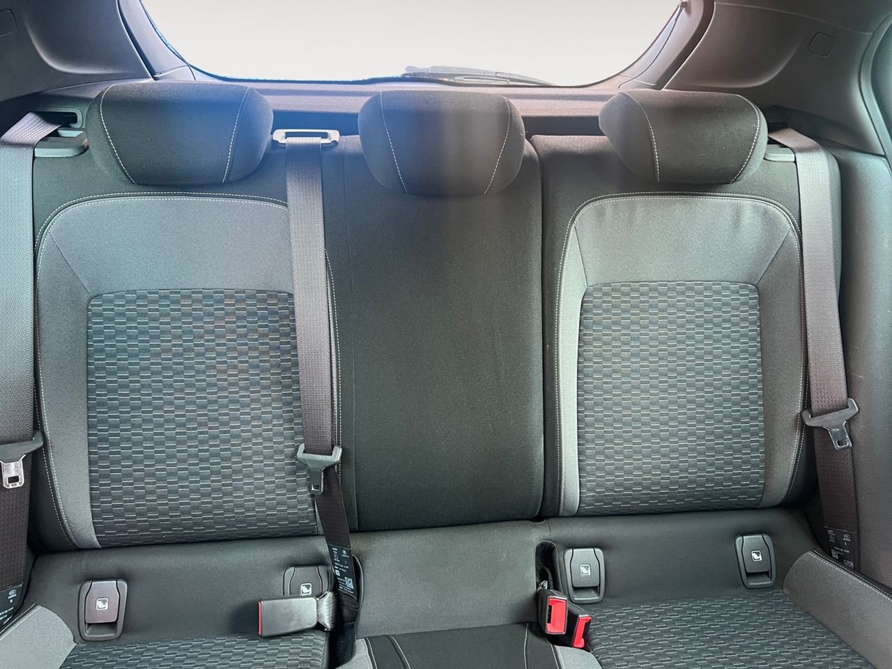 Opel Astra GS Line - foto 9