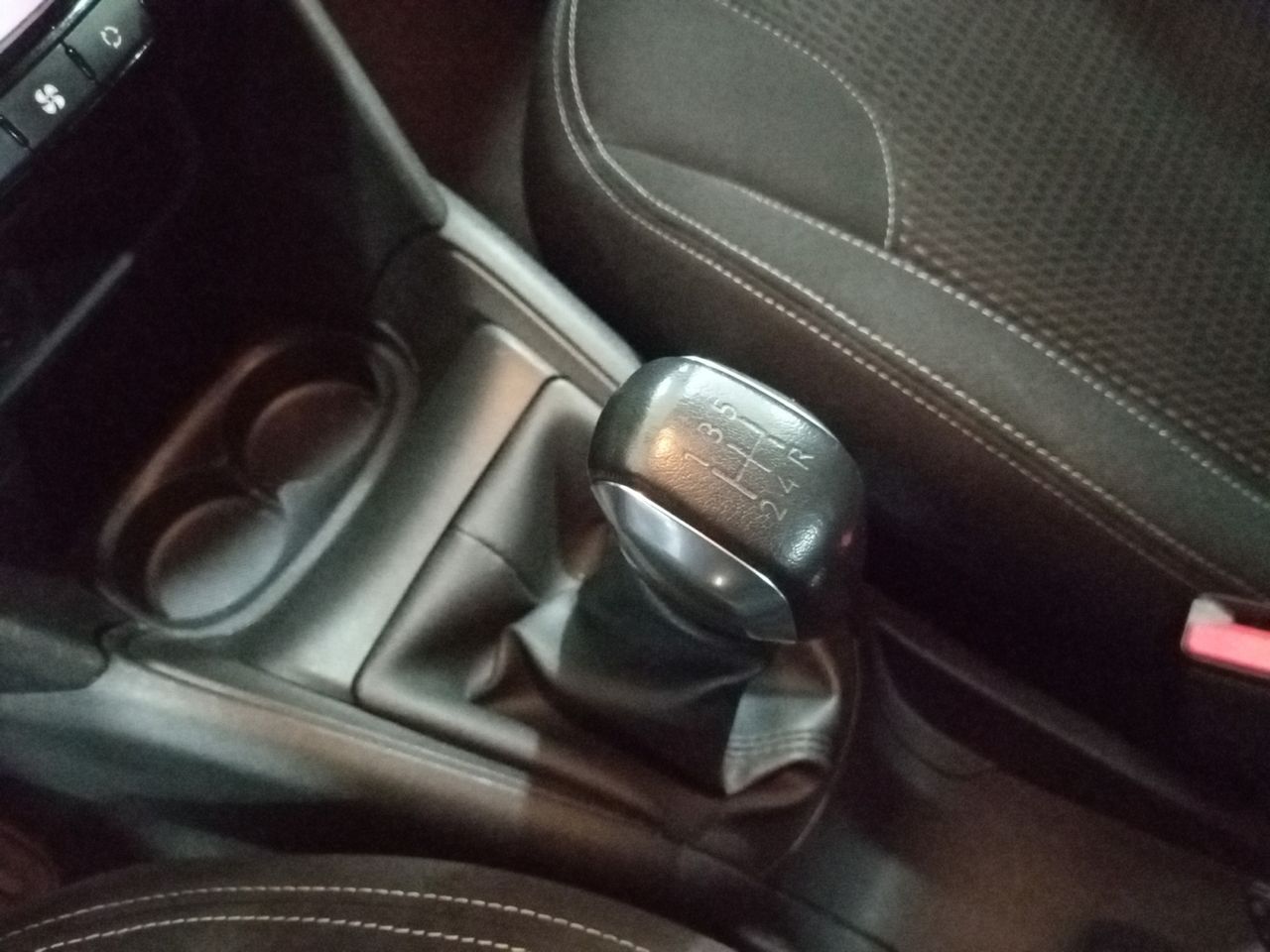 Peugeot 208 Allure - foto 12