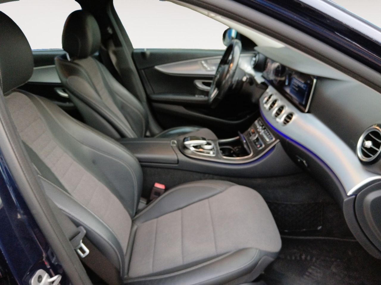 Mercedes Clase E 300de Avantgarde - foto 10