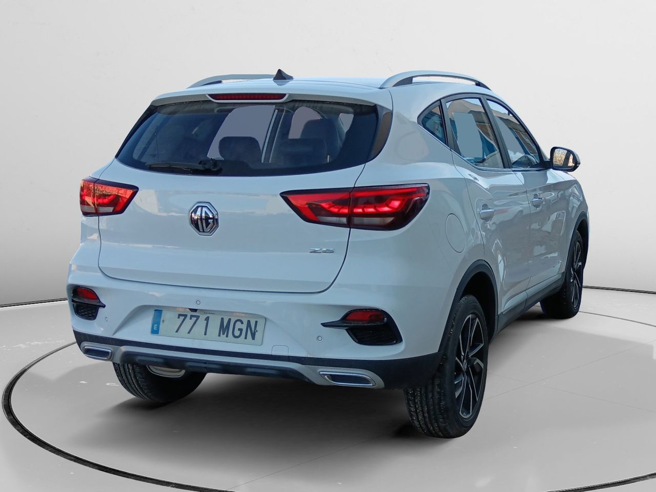 mg zs 2023 / foto grande (2)