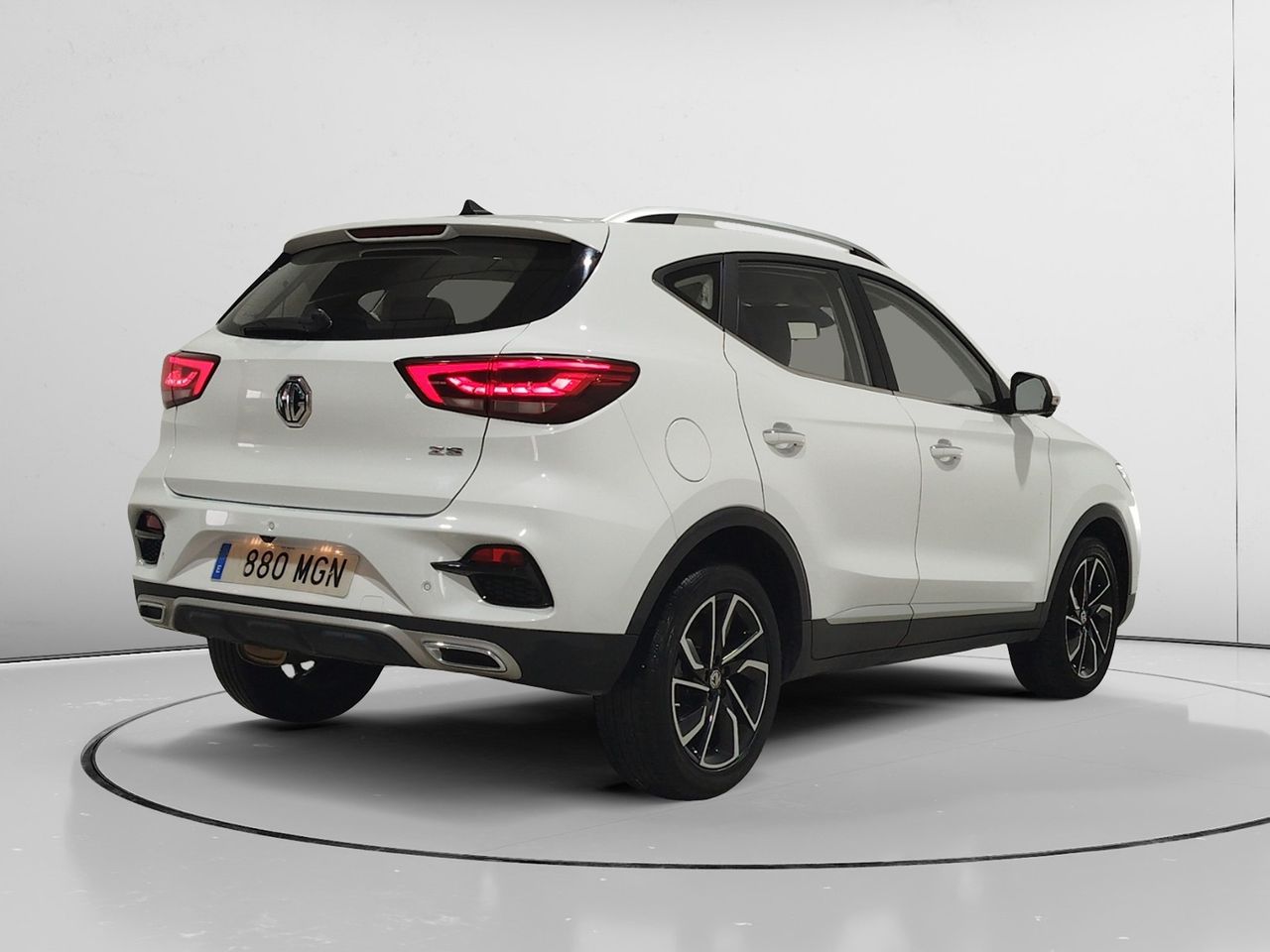 mg zs 2023 / foto grande (2)