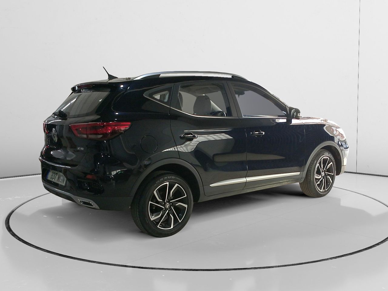 mg zs 2023 / foto grande (2)