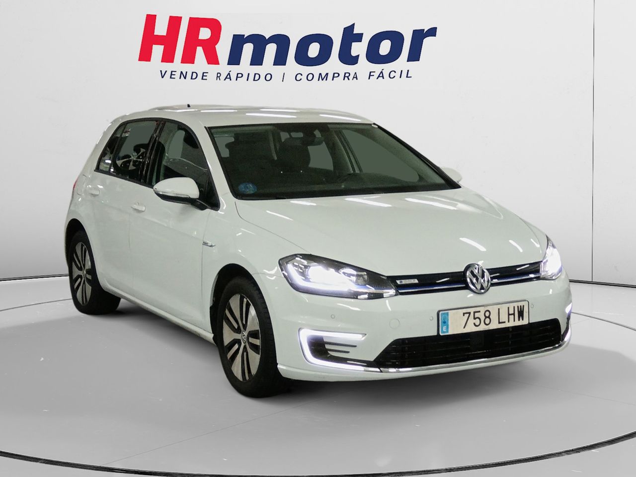 Foto volkswagen golf 2020 /