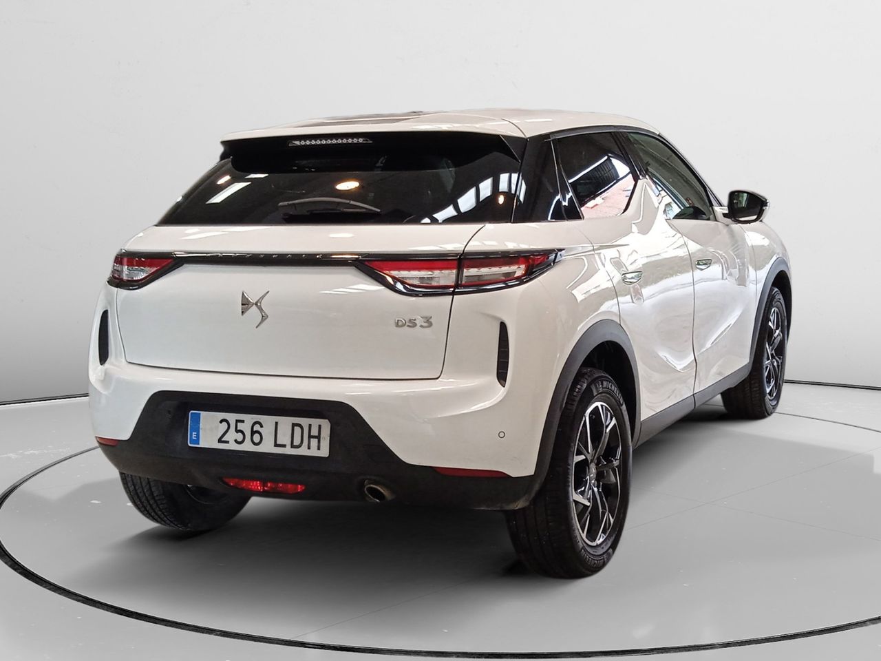 ds automobiles ds 3 2019 / foto grande (2)
