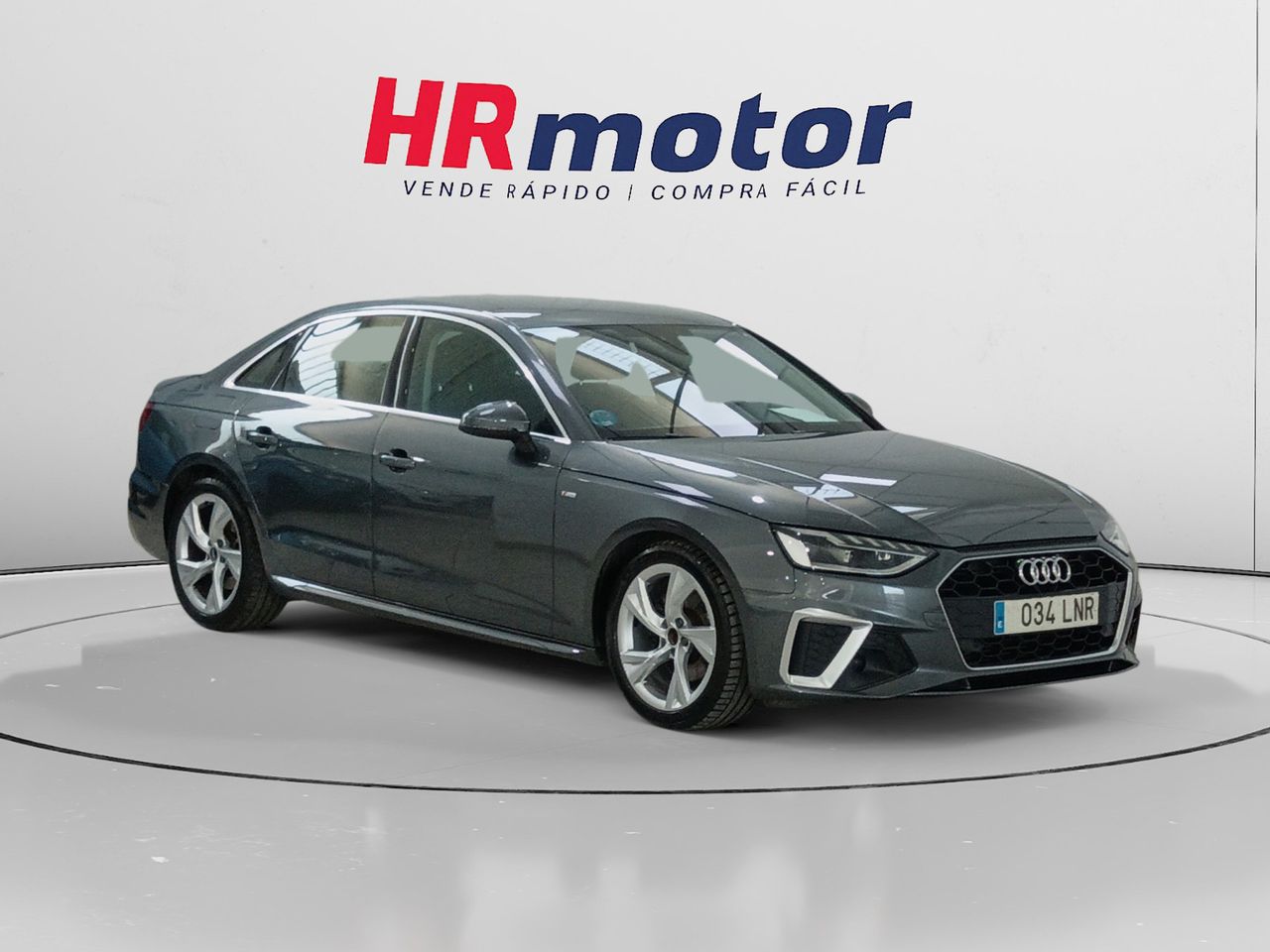 audi a4 2021 /