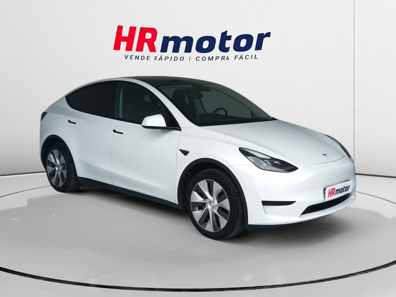 Foto tesla model y 2022 /