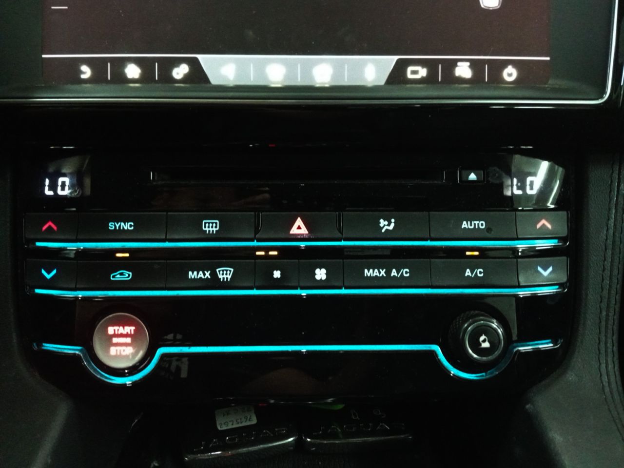 Jaguar F-Pace 20d Pure AWD - foto 19