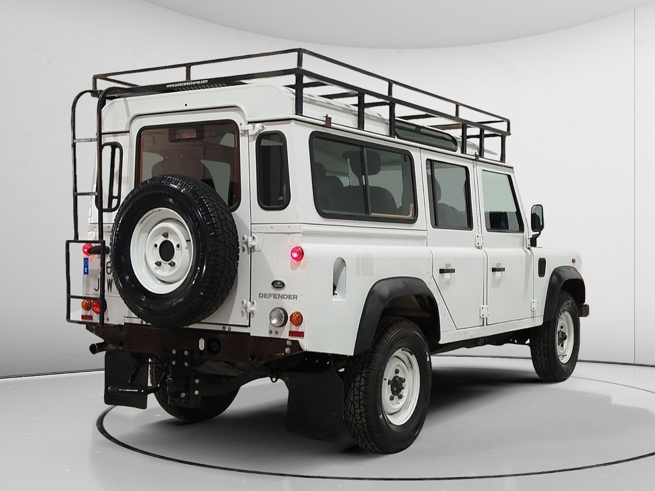 Land-Rover Defender 110 E Station Wagon