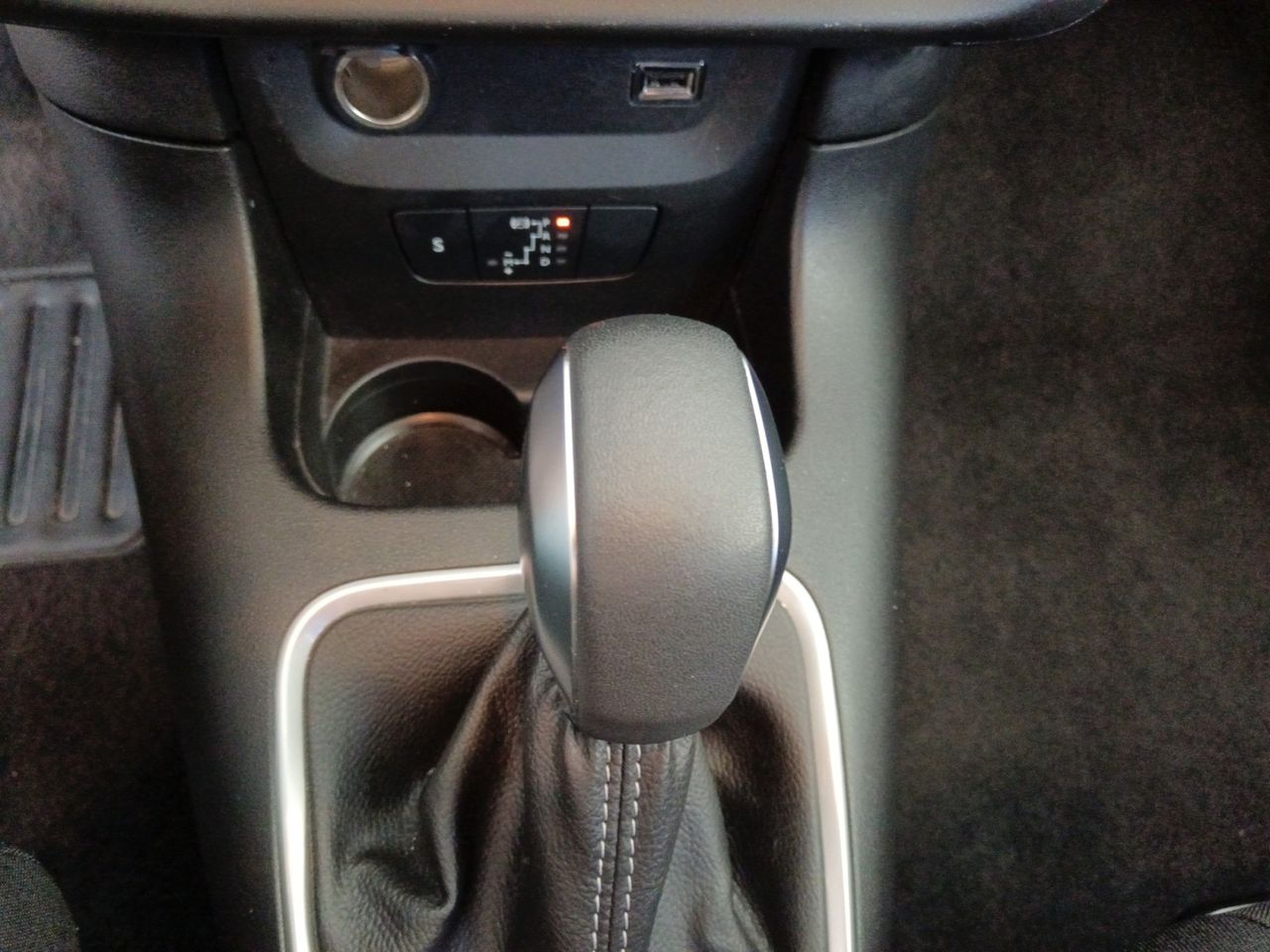 Citroën C3 1.2 PureTech 110 MAX - foto 12