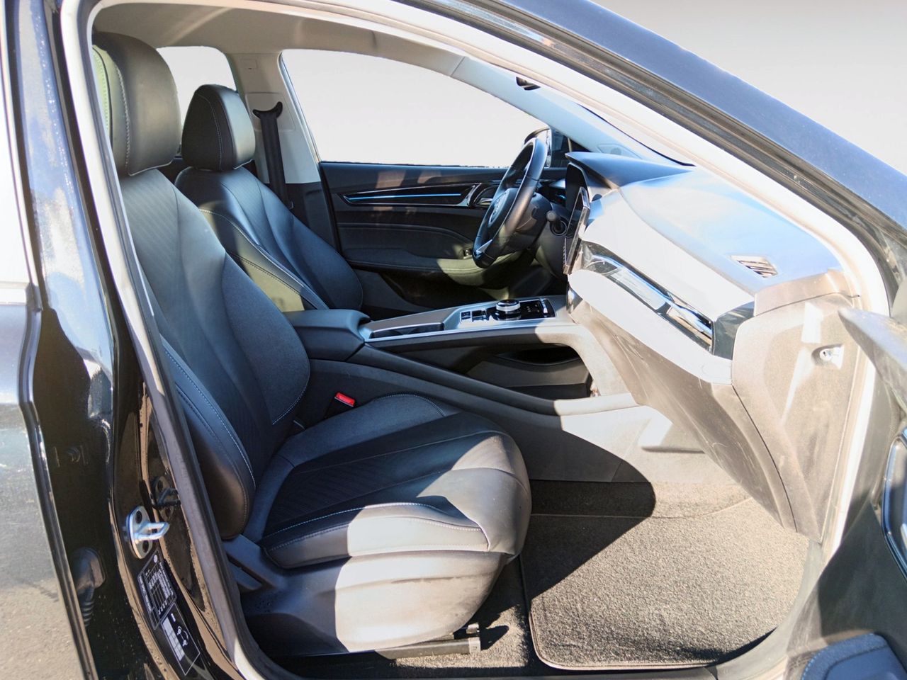 MG MG5 Luxury - foto 9