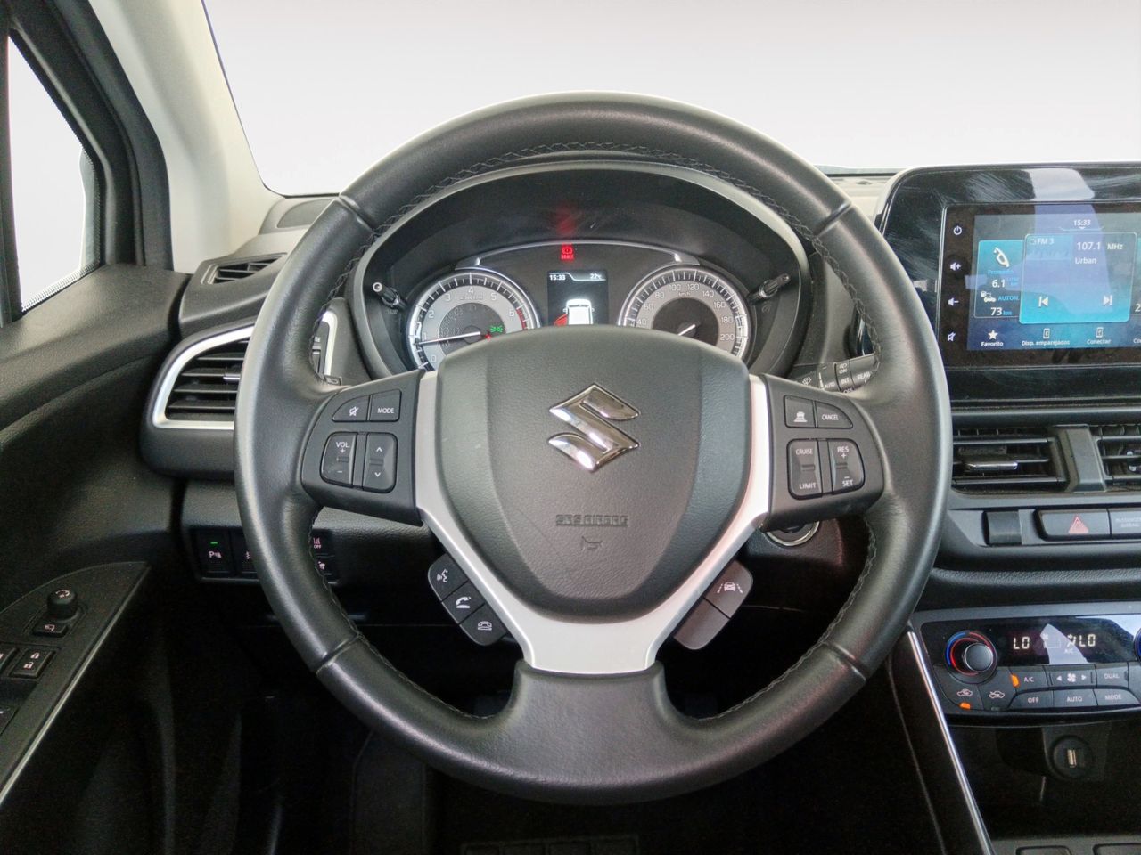 Suzuki SCross Comfort - foto 7