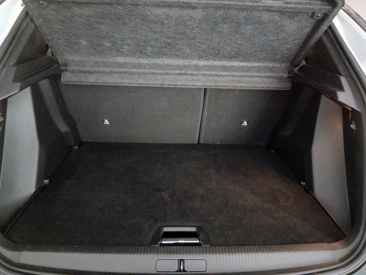 Peugeot 2008 Allure - foto 12