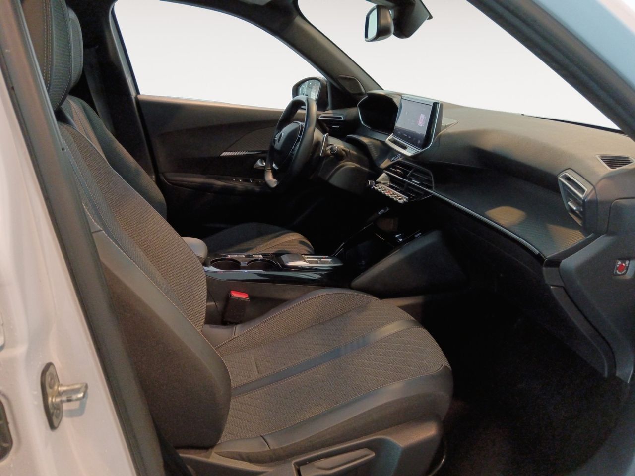 Peugeot 2008 Allure - foto 11