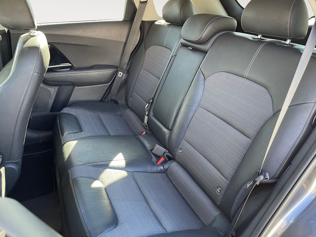 Kia Niro Emotion - foto 10