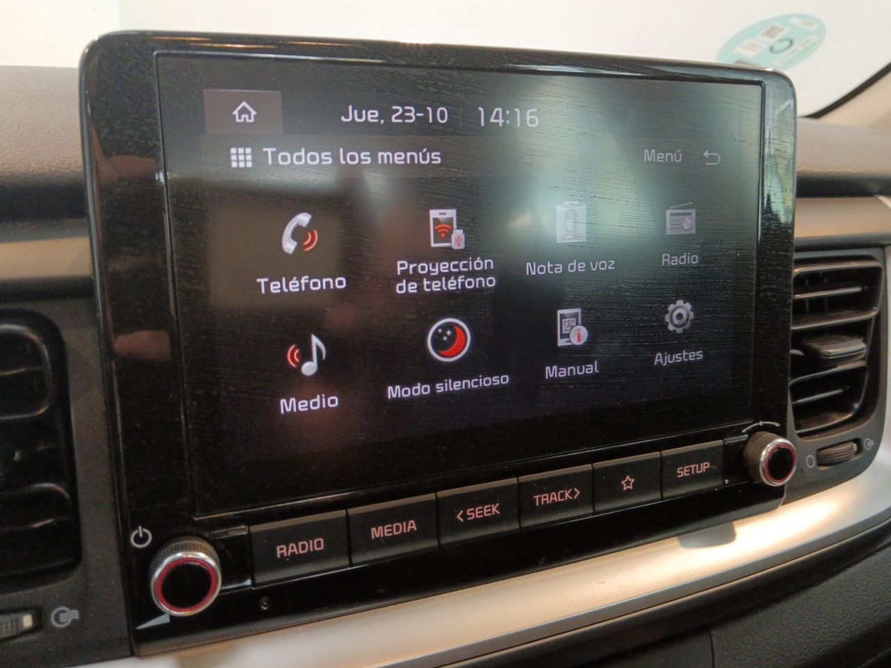 Kia Stonic Concept - foto 14