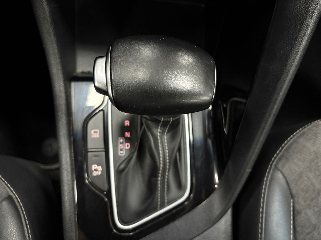 Kia Niro Drive - foto 12