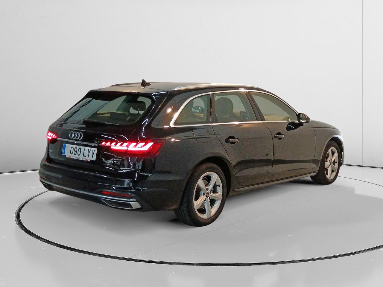 Audi A4 35 TDI advanced