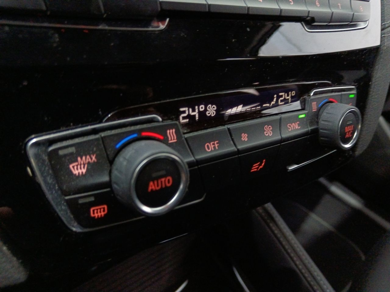 BMW X2 sDrive 18d - foto 19